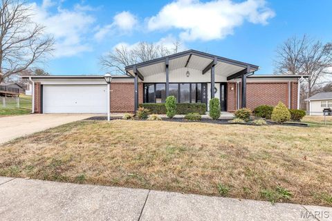 4708 Brunston Drive St Louis MO 63128