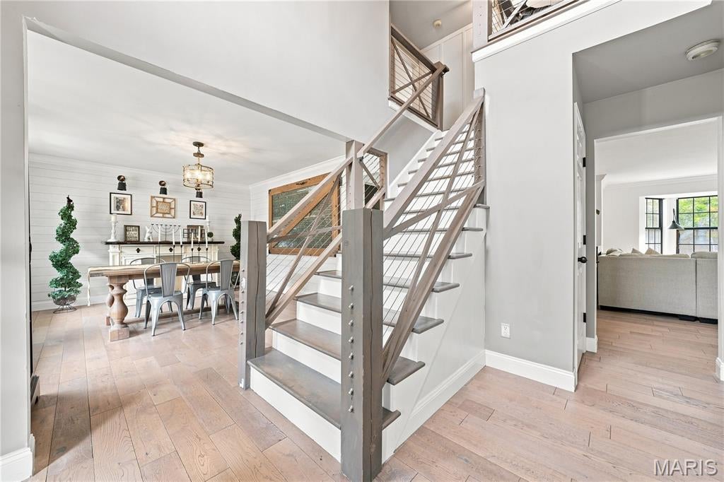 429 Beacon Point Lane