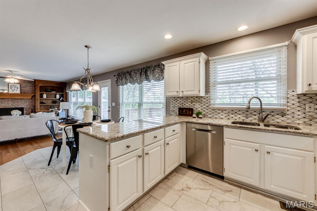 Sunset Oaks - Residential