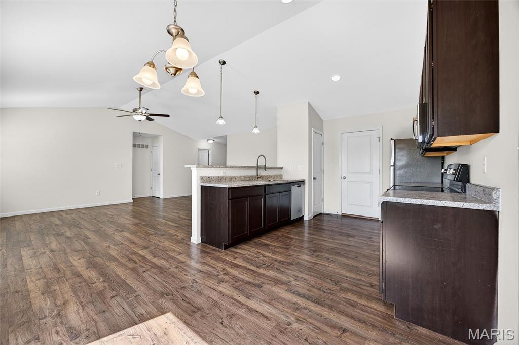 Pearl Vista - Residential