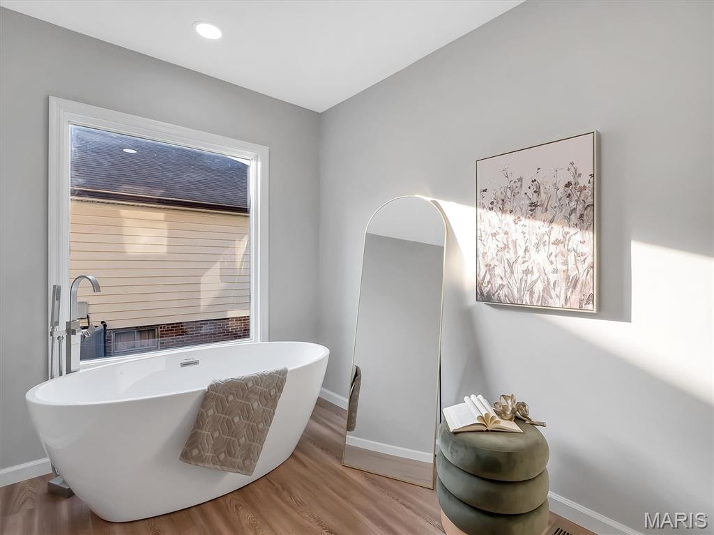 Williamsburg Green 1 - Residential