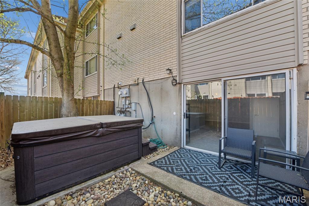 Burtonwood Manor 1 - Residential