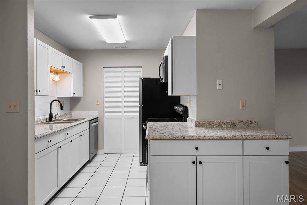 Sandalwood Creek Condo Ph Six-A - Residential