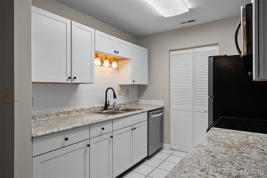 Sandalwood Creek Condo Ph Six-A - Residential