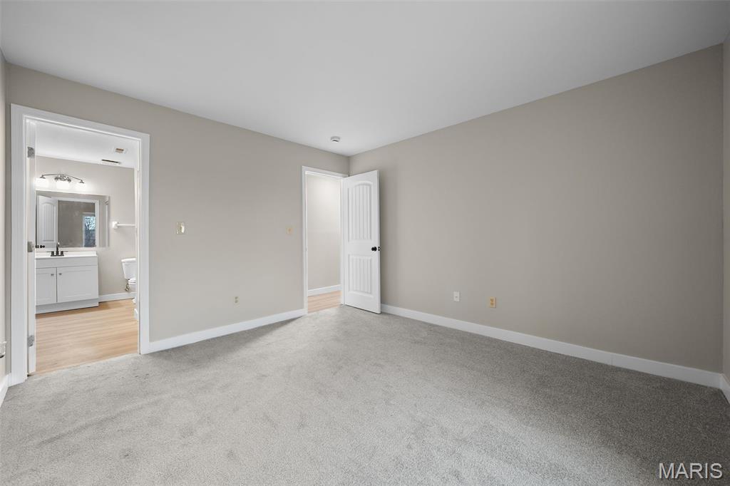 Sandalwood Creek Condo Ph Six-A - Residential