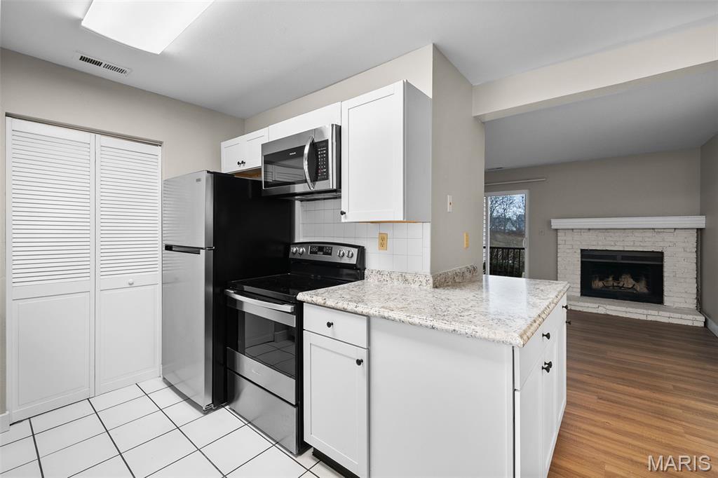 Sandalwood Creek Condo Ph Six-A - Residential