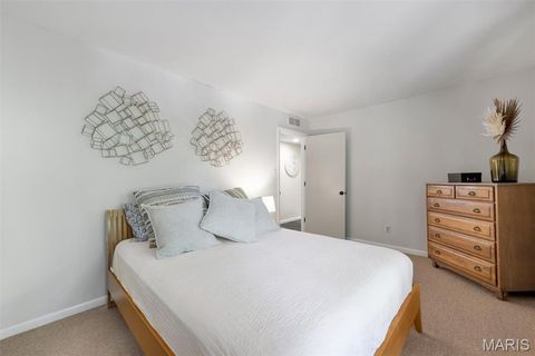 Tiny photo for 1901 W Adams Avenue, Kirkwood, MO 63122 (MLS # 26040230)