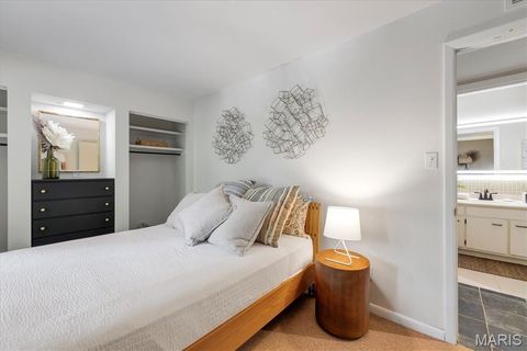 Tiny photo for 1901 W Adams Avenue, Kirkwood, MO 63122 (MLS # 26040230)