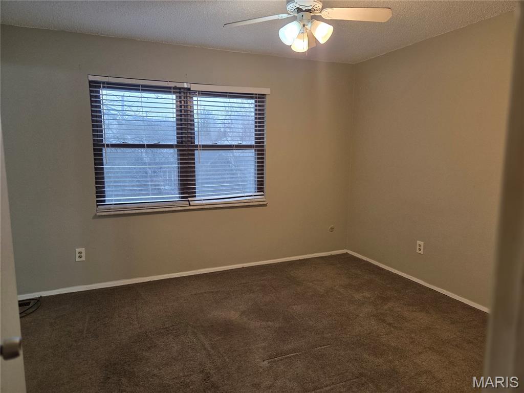Hidden Meadow Condo 5 - Residential Lease