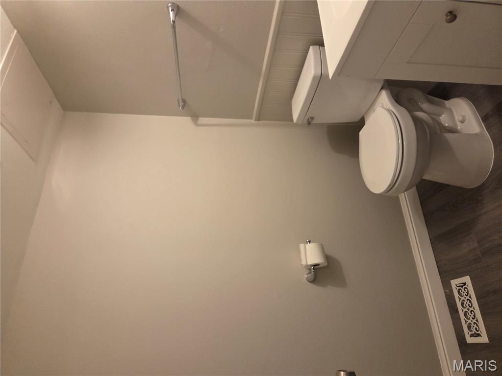 Hidden Meadow Condo 5 - Residential Lease