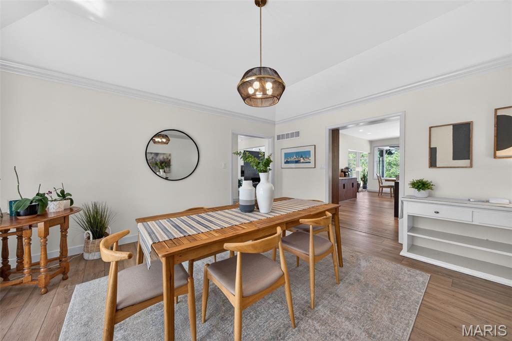 Ladue Farm Estates - Residential