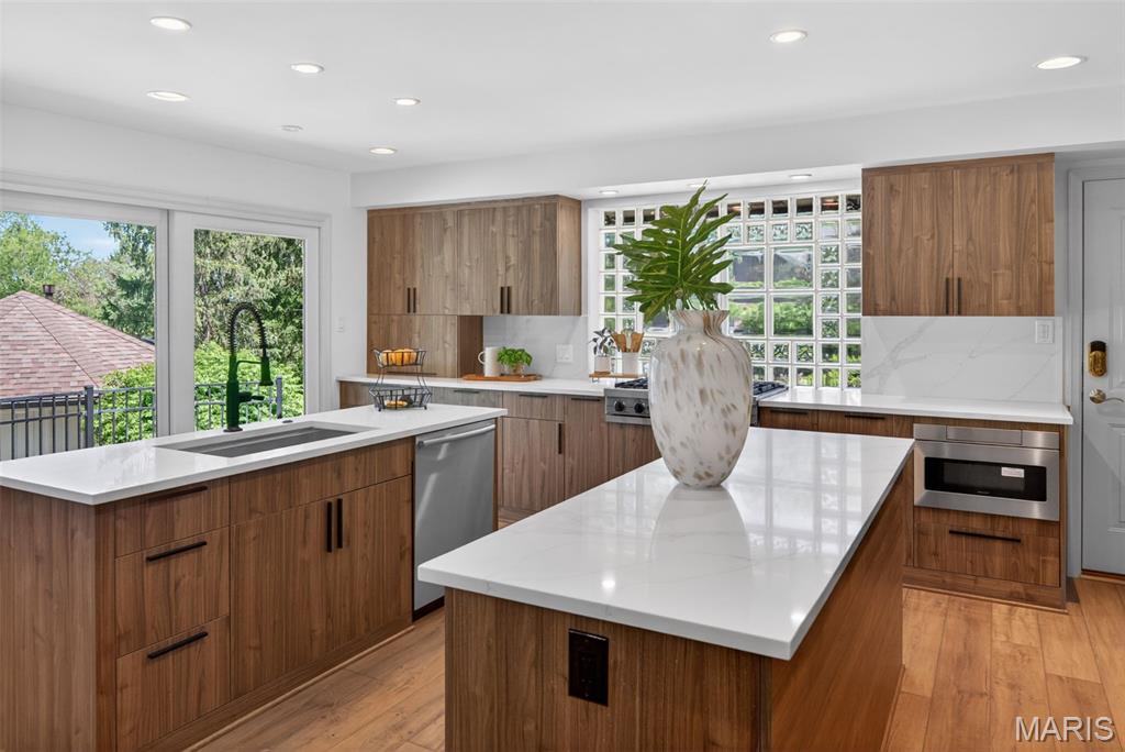 Ladue Farm Estates - Residential