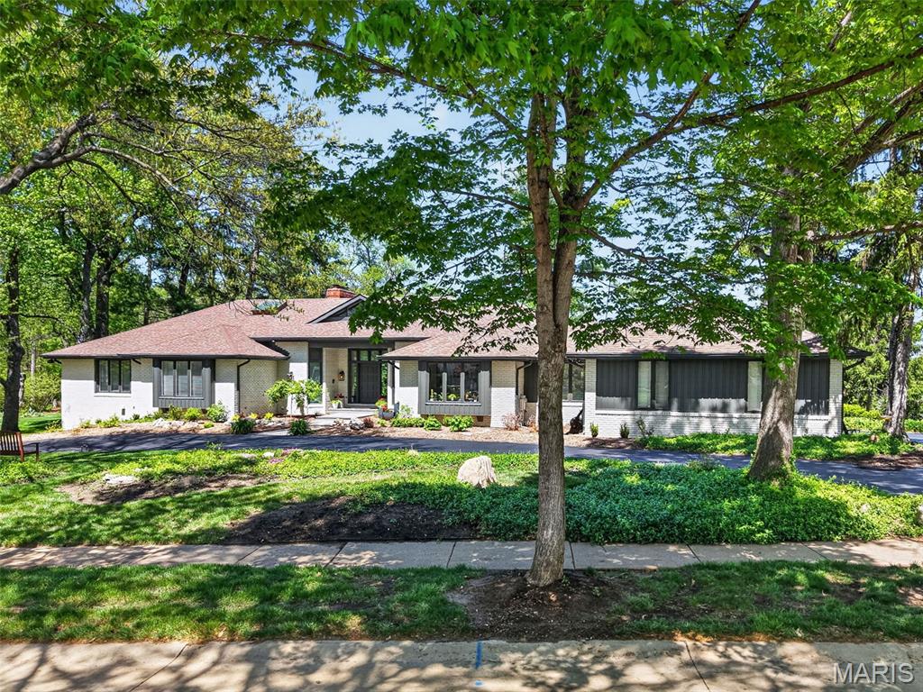 Ladue Farm Estates - Residential