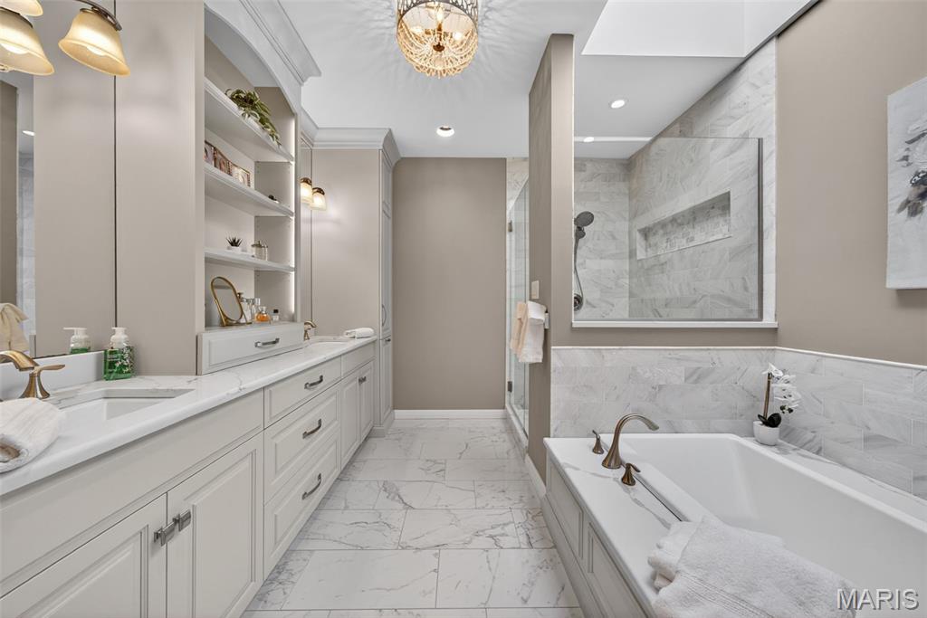 Ladue Farm Estates - Residential