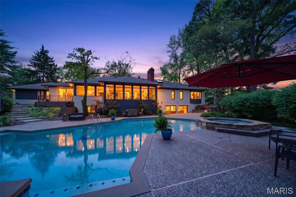 Ladue Farm Estates - Residential