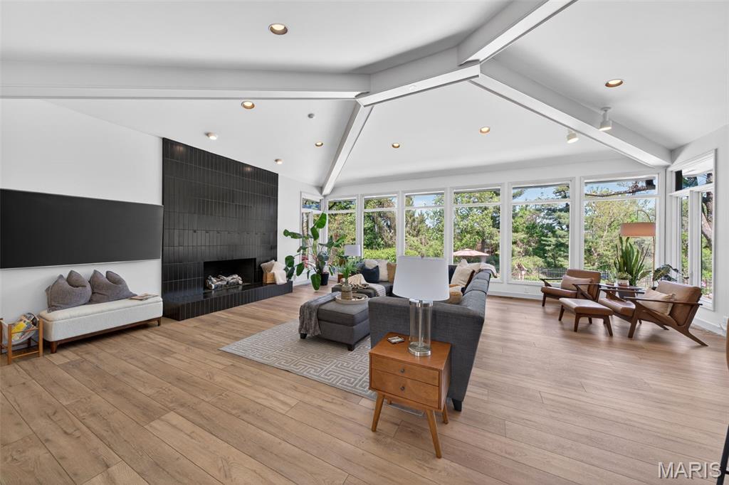 Ladue Farm Estates - Residential