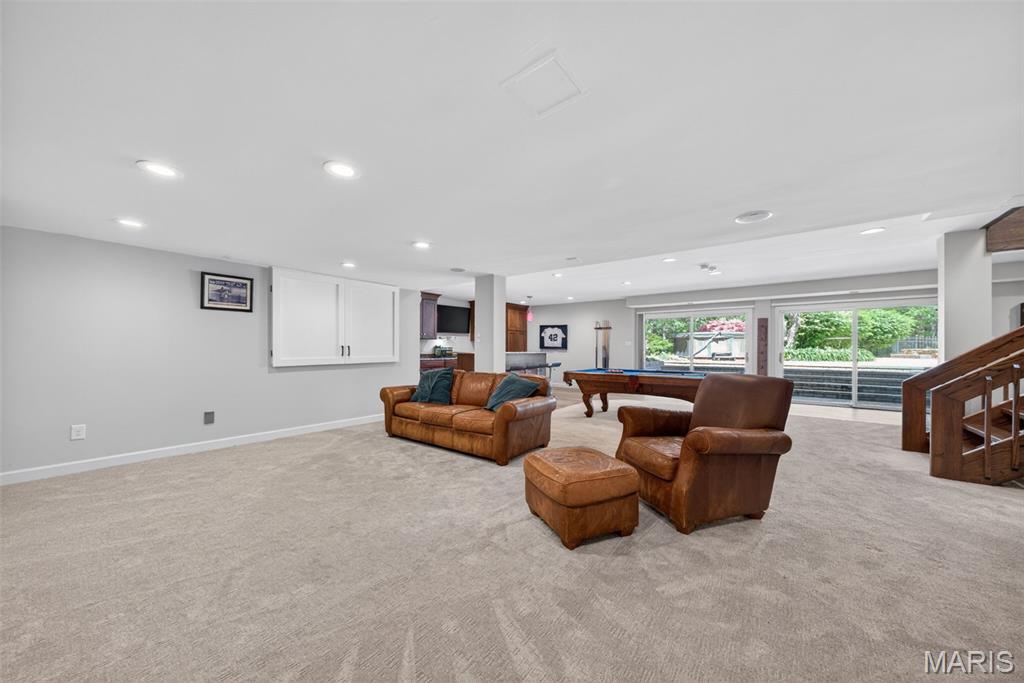 Ladue Farm Estates - Residential