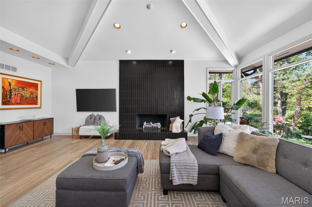 Ladue Farm Estates - Residential