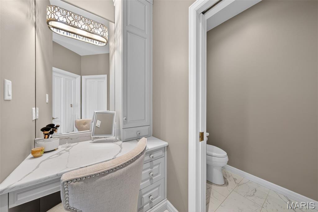 Ladue Farm Estates - Residential