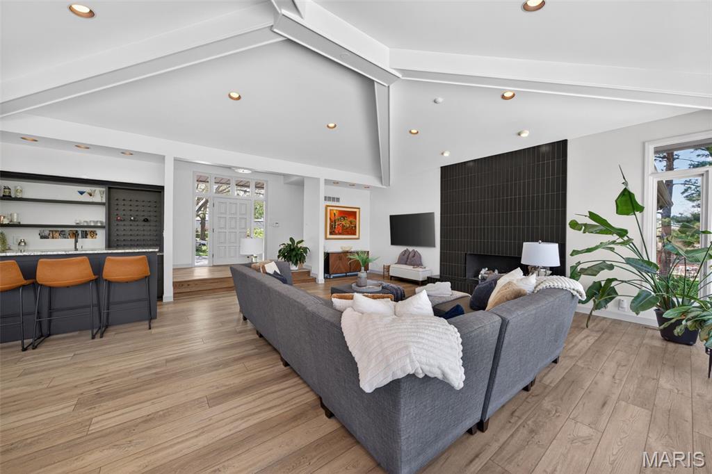 Ladue Farm Estates - Residential