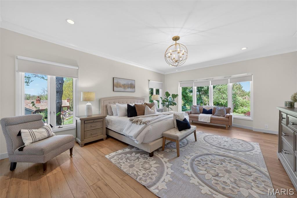 Ladue Farm Estates - Residential