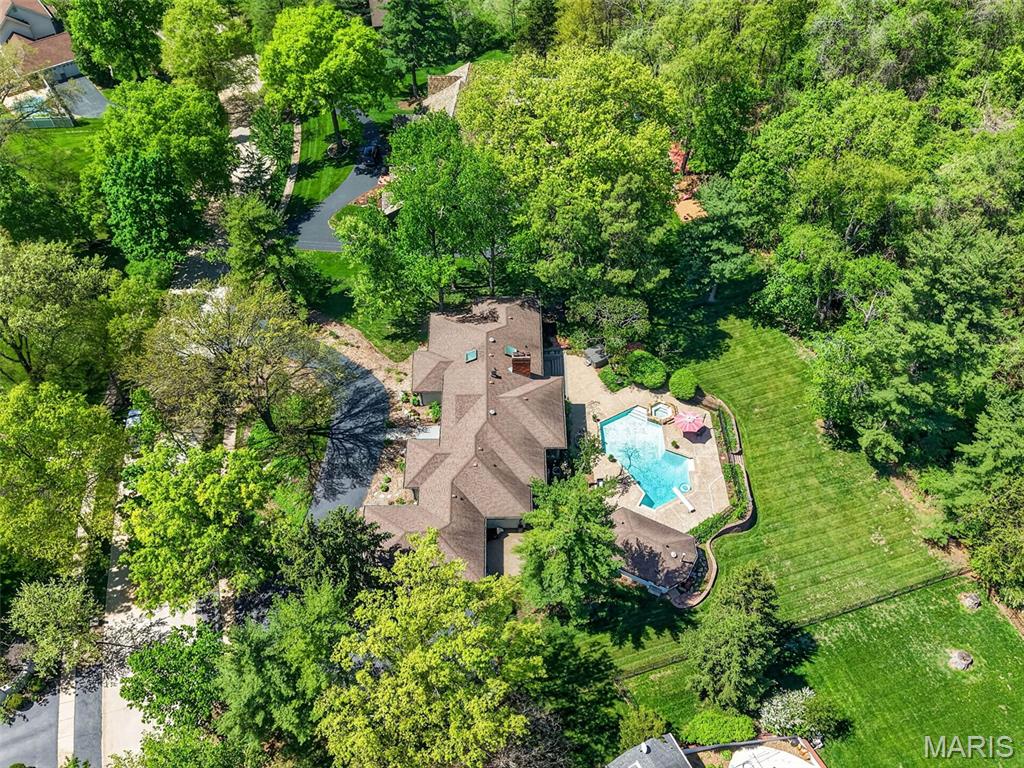 Ladue Farm Estates - Residential