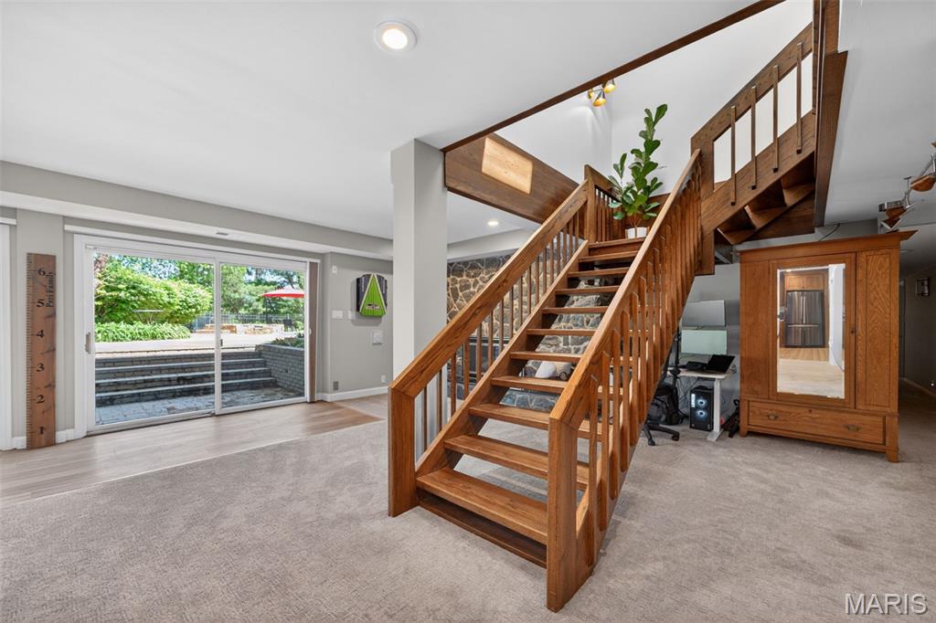 Ladue Farm Estates - Residential