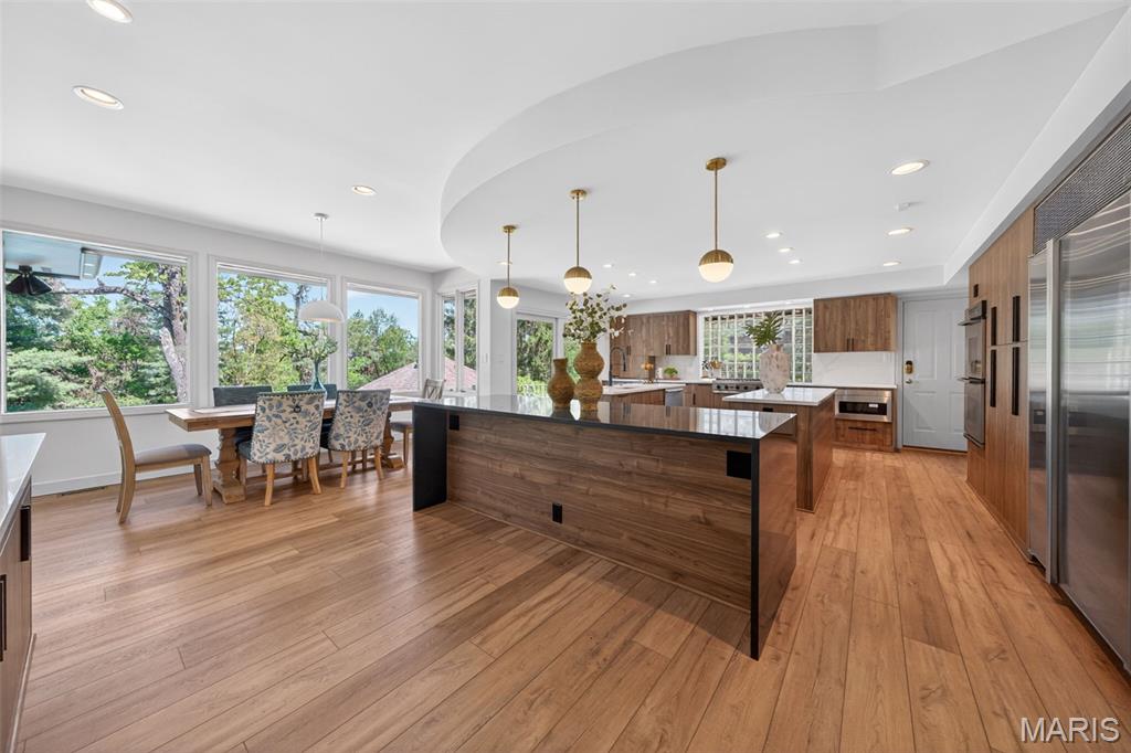 Ladue Farm Estates - Residential