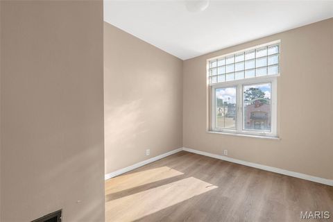 Tiny photo for 1325 Hampton Avenue, St Louis, MO 63139 (MLS # 25070428)