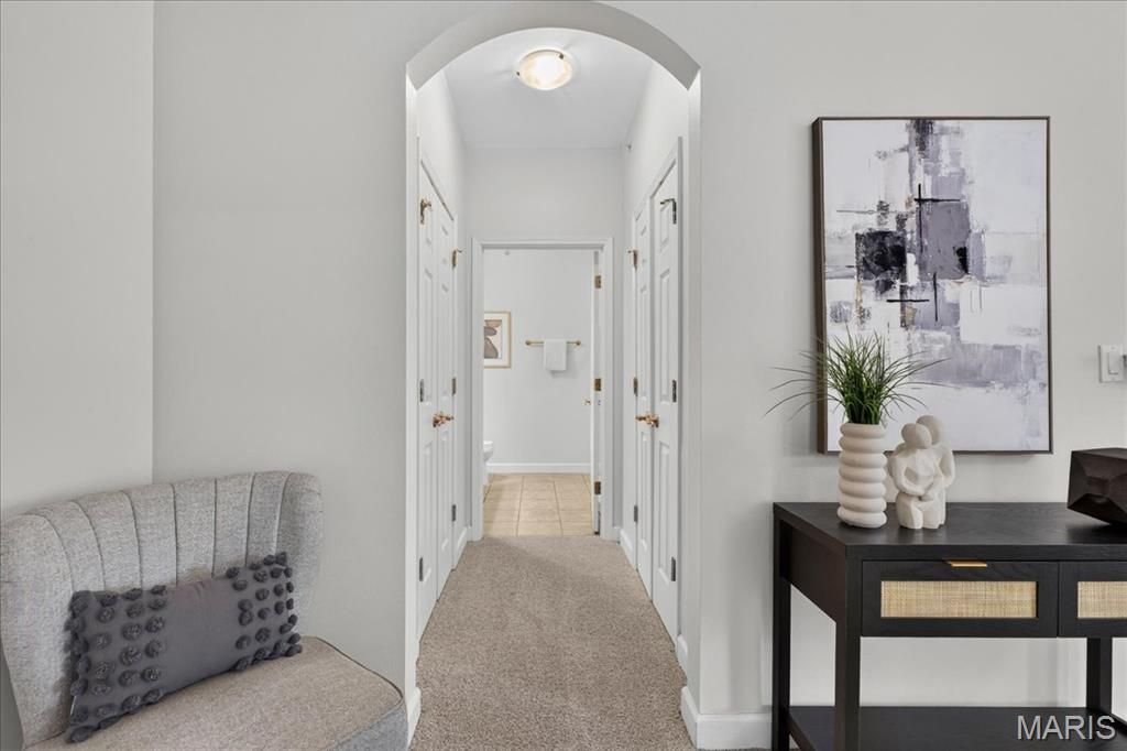 Photo of 2756 McKnight Crossing Court, St Louis, MO 63124 (MLS # 26041784)
