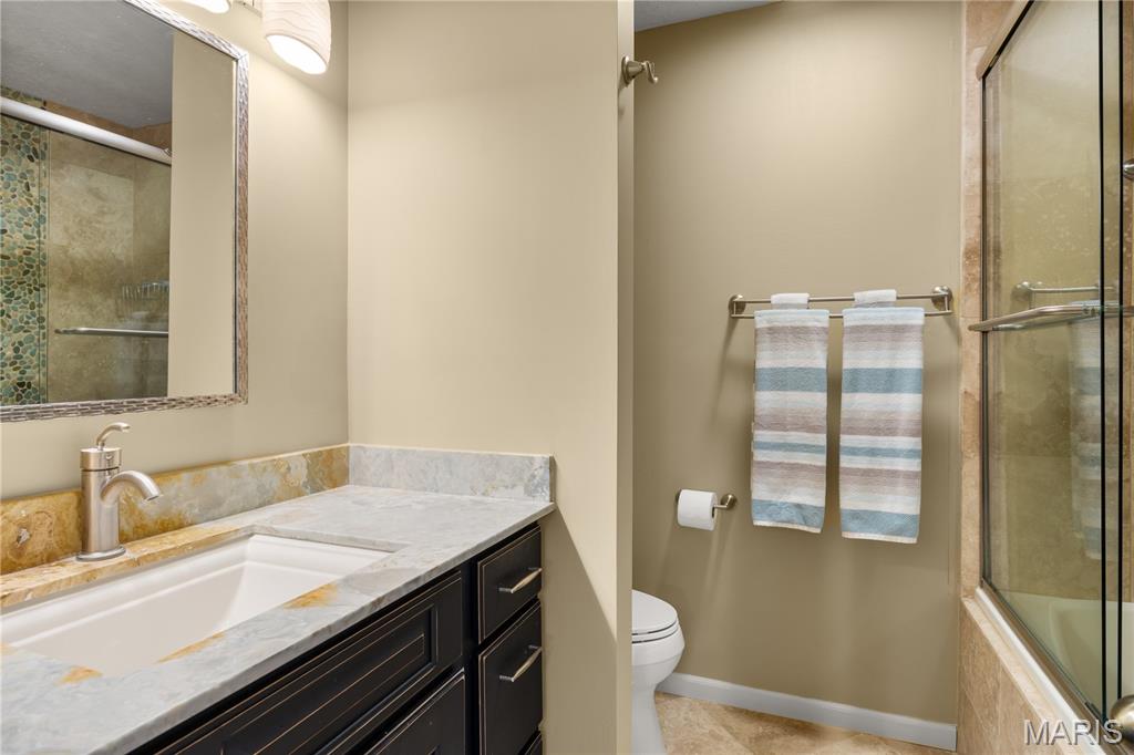 Lake Pointe Condo - Residential