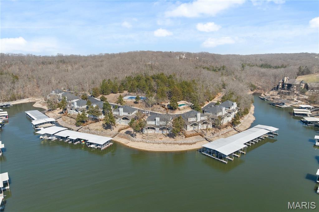 Lake Pointe Condo - Residential