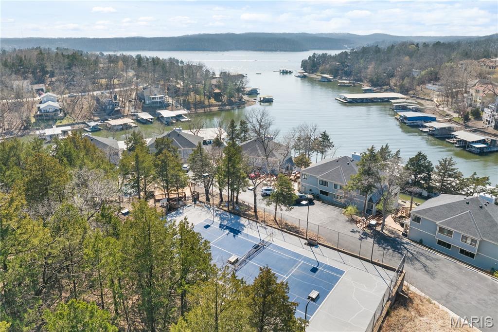 Lake Pointe Condo - Residential