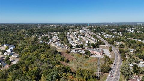 1 Hickory Square Arnold MO 63010