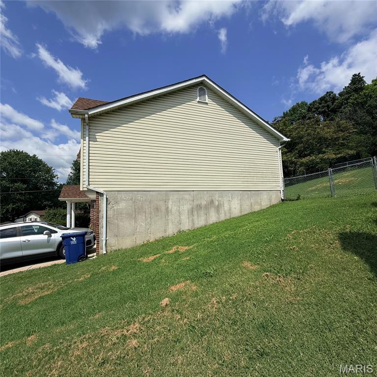 1703 Hilltop Lane