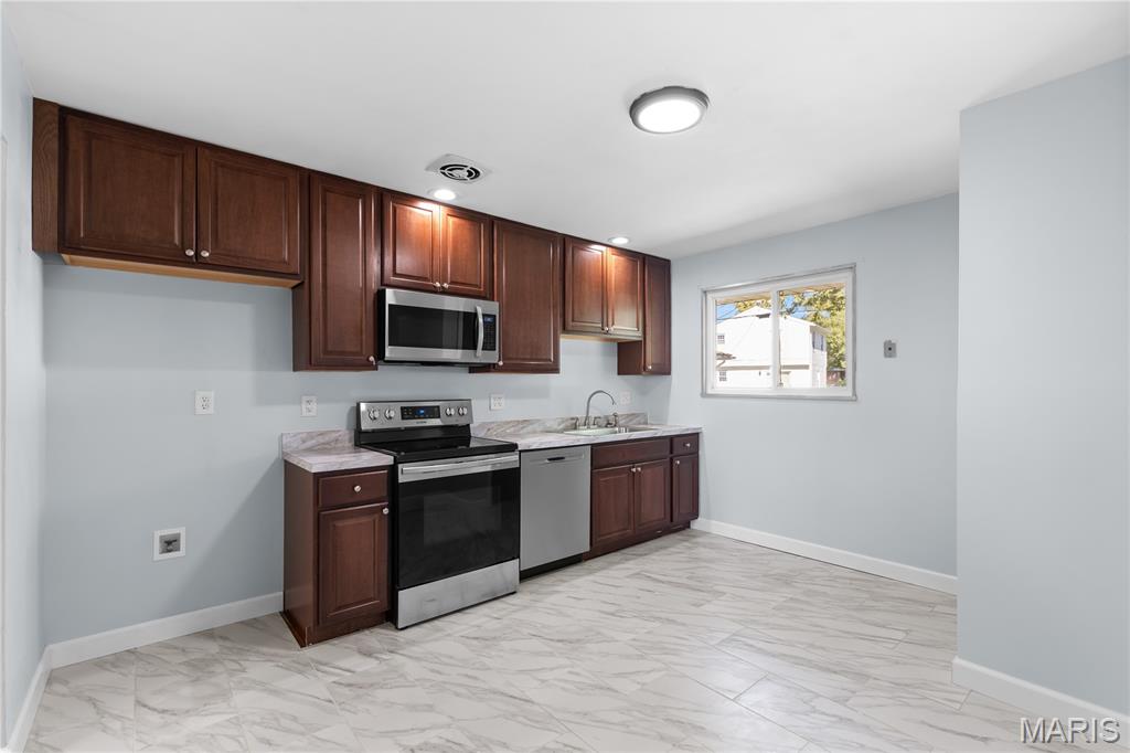 Lockbriar - Residential