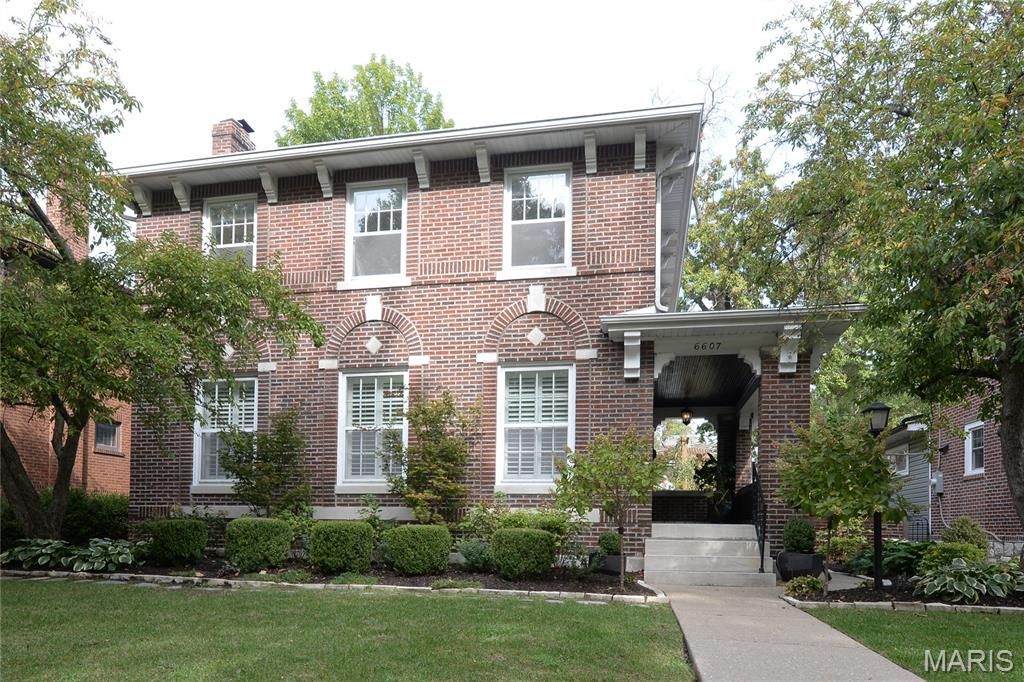 Photo of 6607 Waterman #A Avenue, University City, MO 63130 (MLS # 25072414)