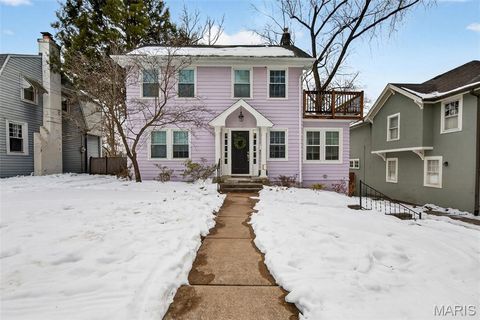 Photo of 324 Stark Court, Webster Groves, MO 63119 (MLS # 26004755)