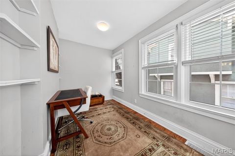 Tiny photo for 324 Stark Court, Webster Groves, MO 63119 (MLS # 26004755)
