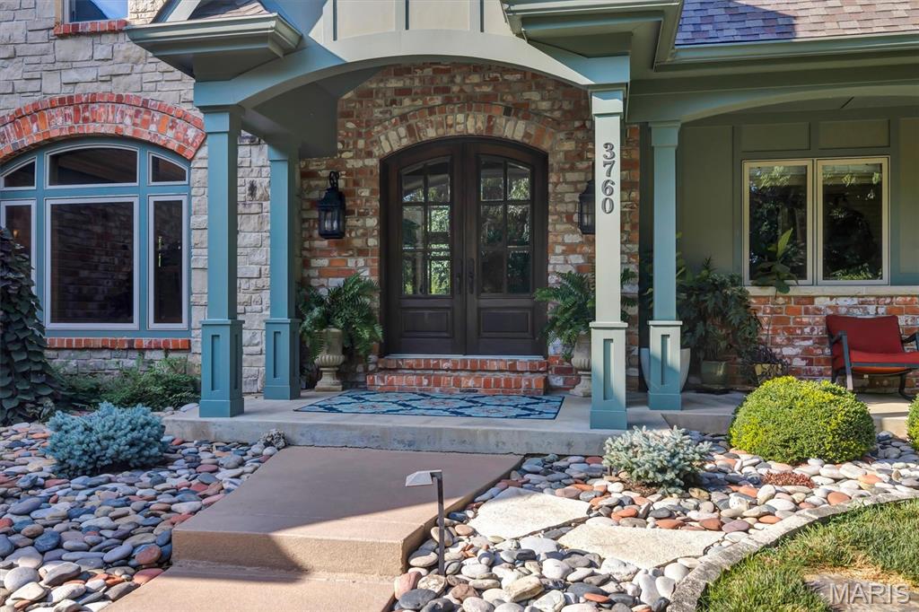 3760 Bear Tooth Lane