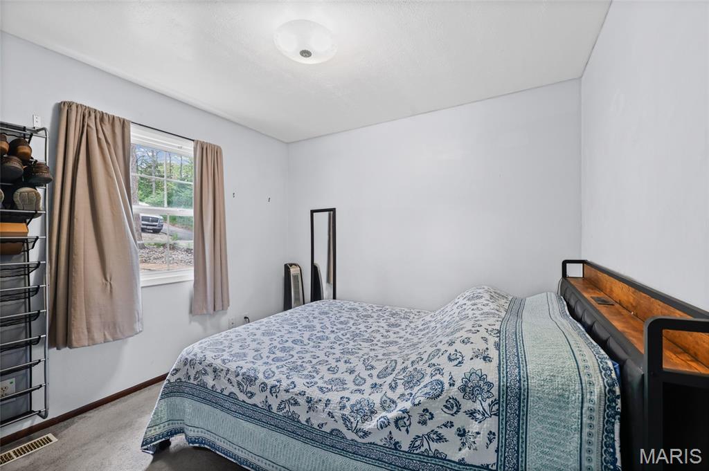 01/Cedar Hill Lakes - Residential