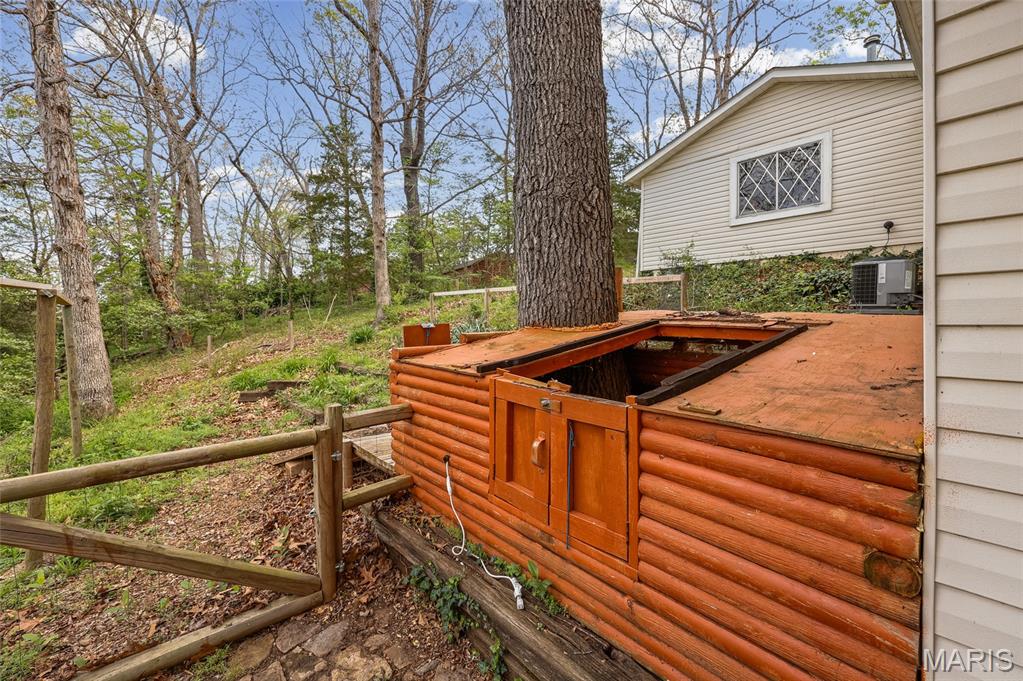 01/Cedar Hill Lakes - Residential