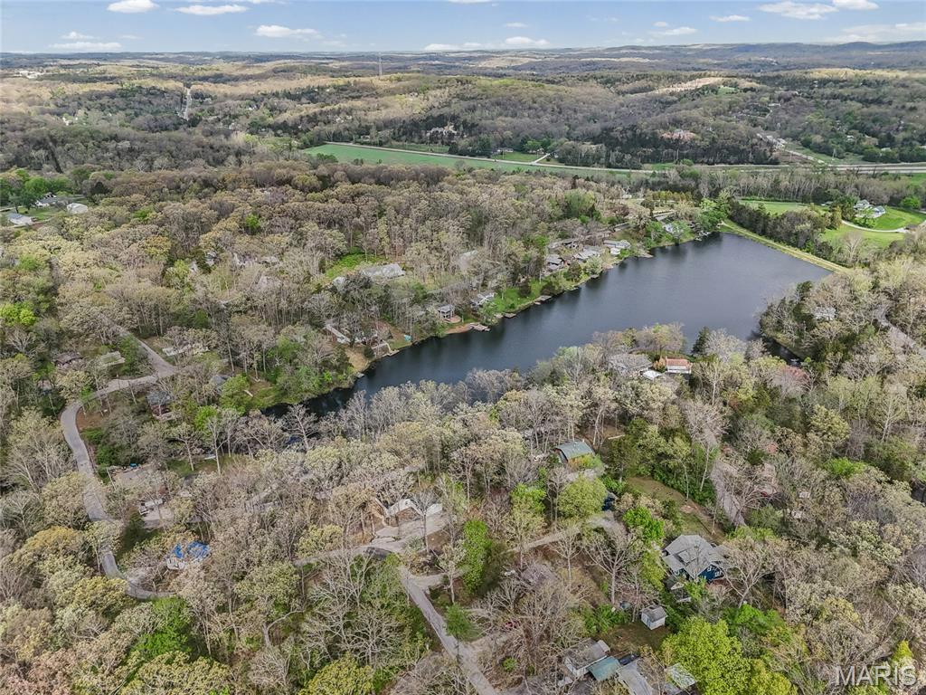 01/Cedar Hill Lakes - Residential