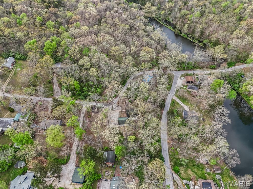 01/Cedar Hill Lakes - Residential