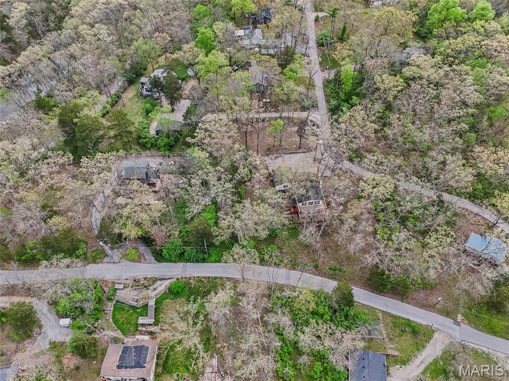 01/Cedar Hill Lakes - Residential