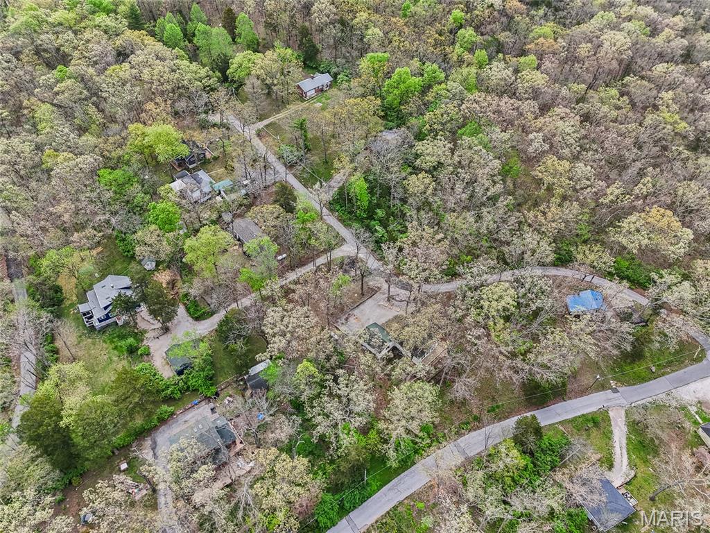 01/Cedar Hill Lakes - Residential