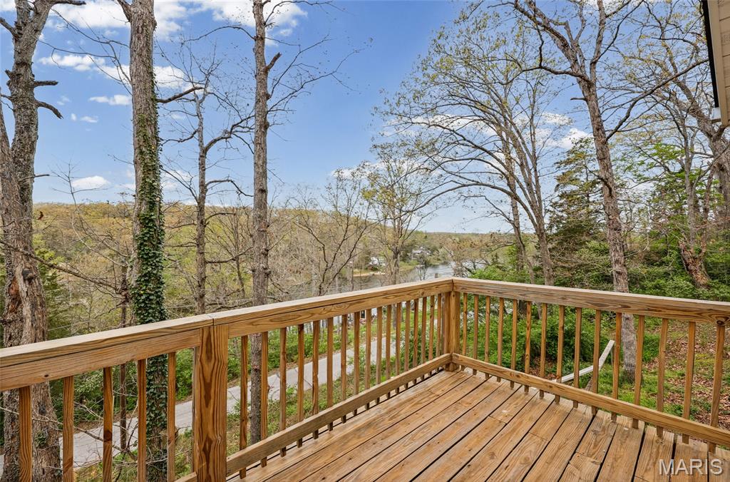 01/Cedar Hill Lakes - Residential