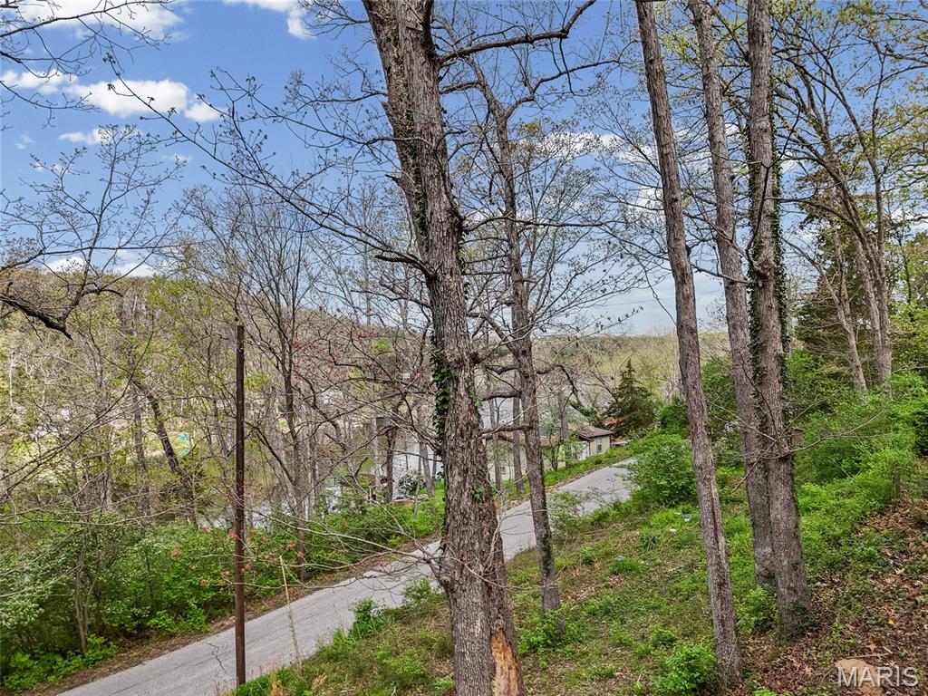 01/Cedar Hill Lakes - Residential