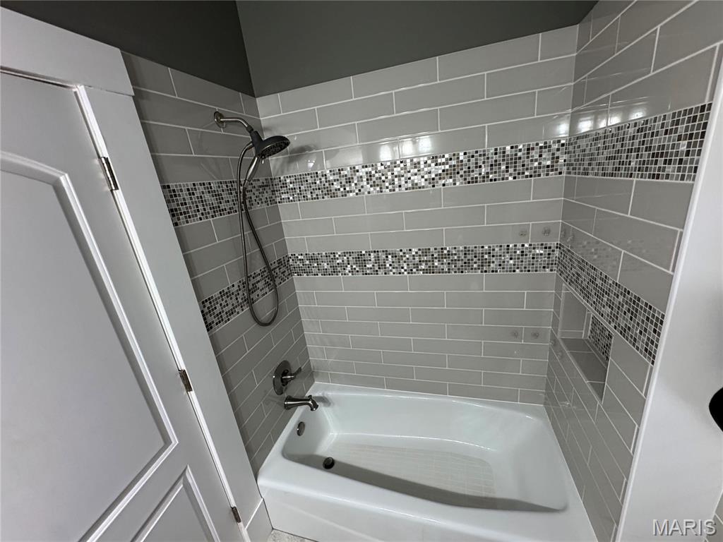 Rc Moores 4th Add - Residential