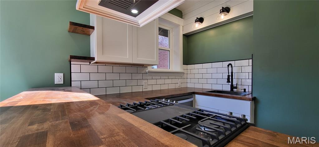 Foys Ivanhoe Add - Residential